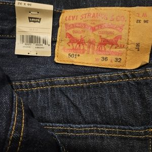 NWT Mens Levis 501 36x32